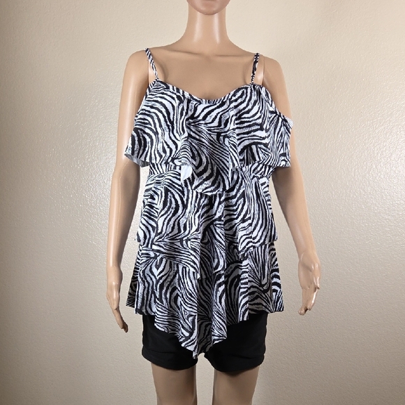 Adisputent Other - Adisputent Black & White Zebra Plus Size Tankini & Shorts 2 Piece Swimsuit